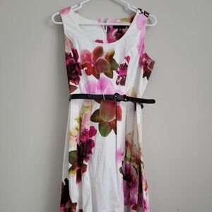 Dana Buchman Belted Zip up Floral dress